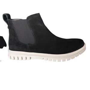 NWT Waterproof Black Blondo Boots, 7.5